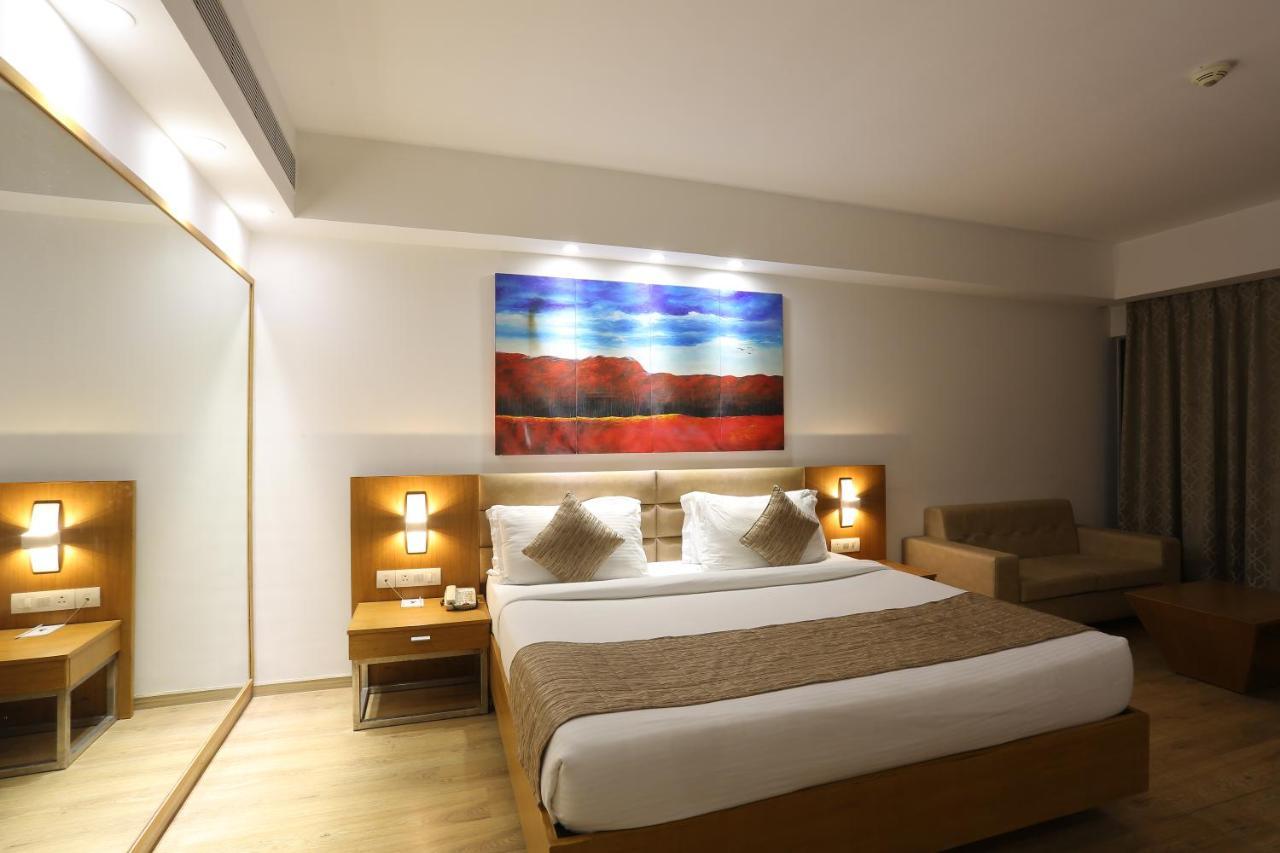 Ymca International Centre Hotel Ahmedabad Luaran gambar