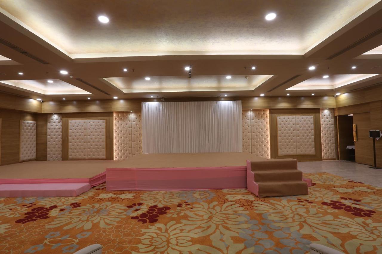 Ymca International Centre Hotel Ahmedabad Luaran gambar