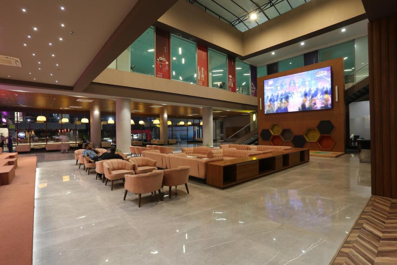 Ymca International Centre Hotel Ahmedabad Luaran gambar